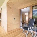 Hotel Pramstraller 4*