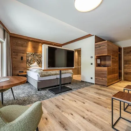 Pramstraller Hotel 4*