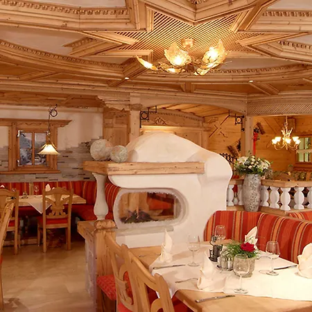 Hotell Pramstraller 4*