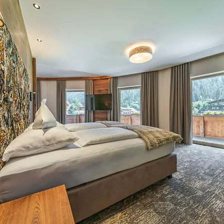 Hotel Pramstraller 4*