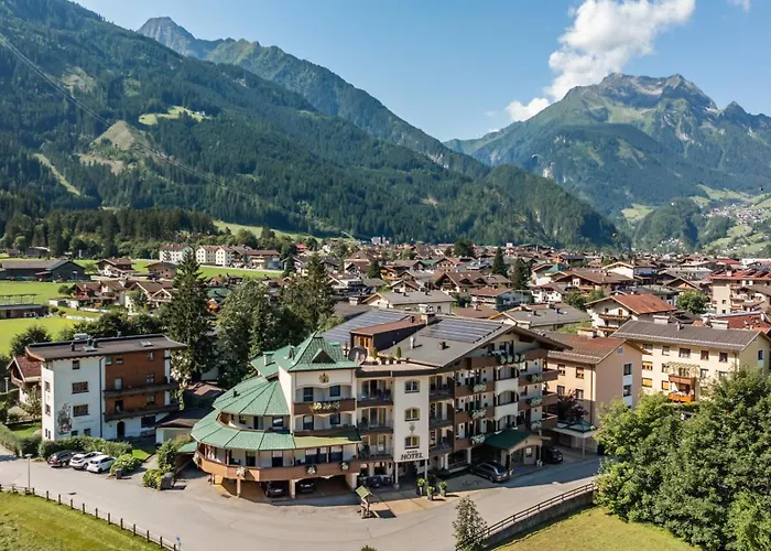 Ξενοδοχείο Pramstraller 4*