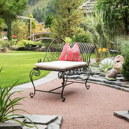 Hotell Pramstraller 4*